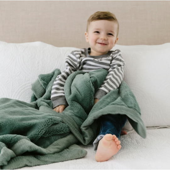 Saranoni Lush Toddler to Teen Blanket - Baby Laurel & Co. 