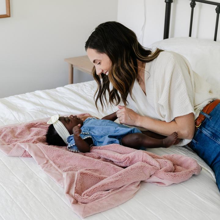 Saranoni Lush Receiving Blanket - Baby Laurel & Co.