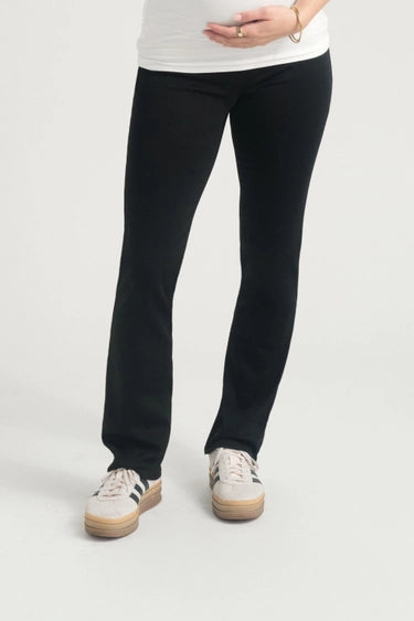 1822 Maternity 32" Butter Slim Straight Jean