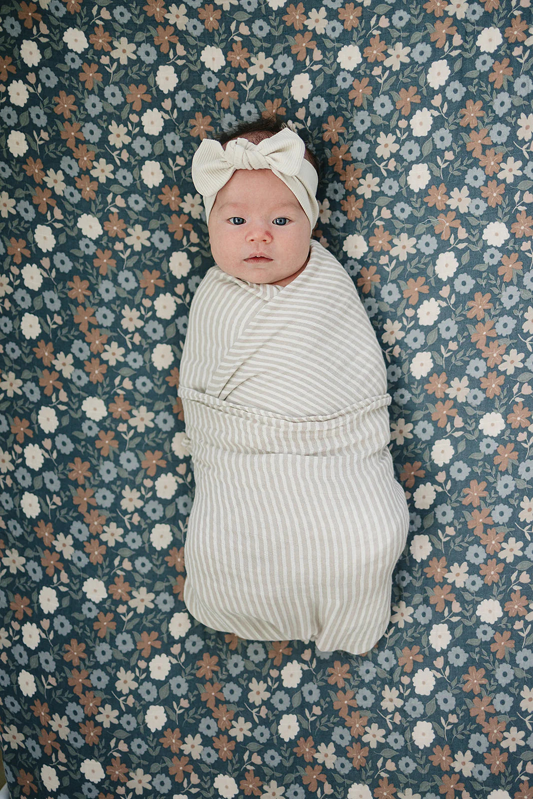 Baby muslin swaddle blankets hot sale