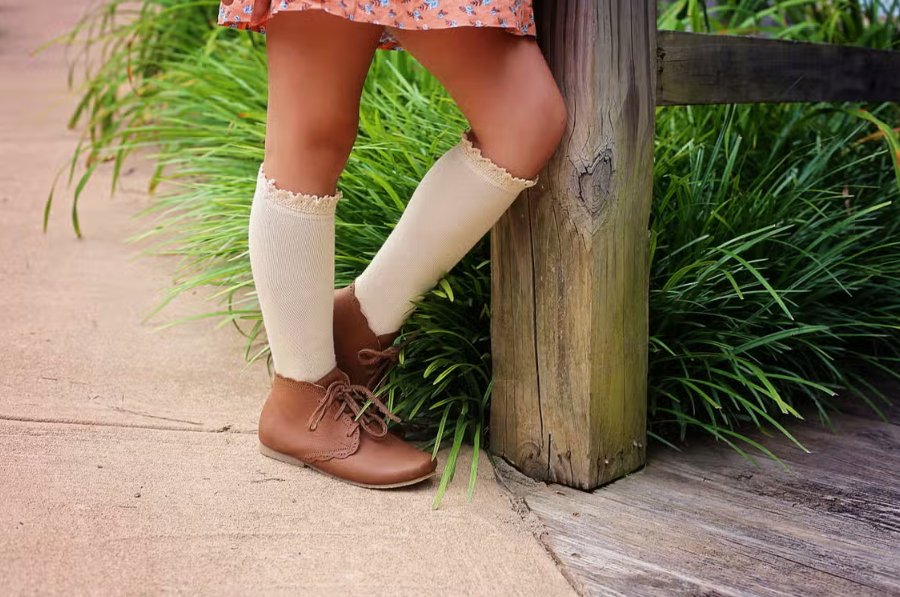 Little Stocking Co Lace Top Knee High Socks - Baby Laurel & Co.