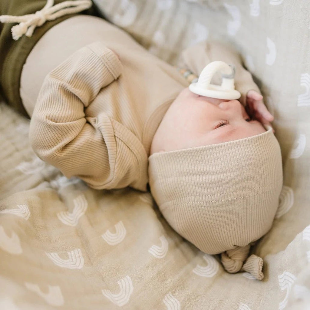 Mebie Baby Organic Ribbed Newborn Knot Hat - Baby Laurel & Co.